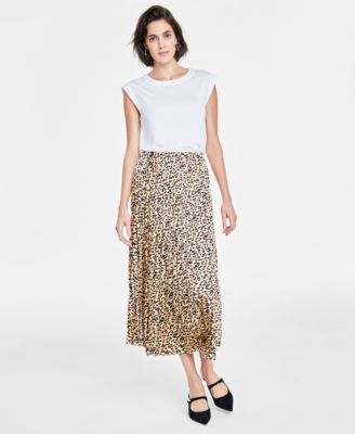 On 34th - Women's Pleated Midi Skirt