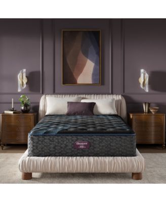 Beautyrest - World Class Level Four 15.25" Plush Tight Top Mattress - Queen