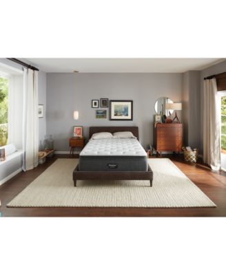Beautyrest - &reg; Silver&reg; BRS900-C 15.75" Medium Pillowtop Mattress- Queen
