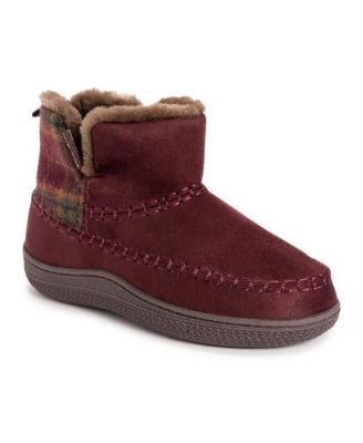 MUK LUKS
